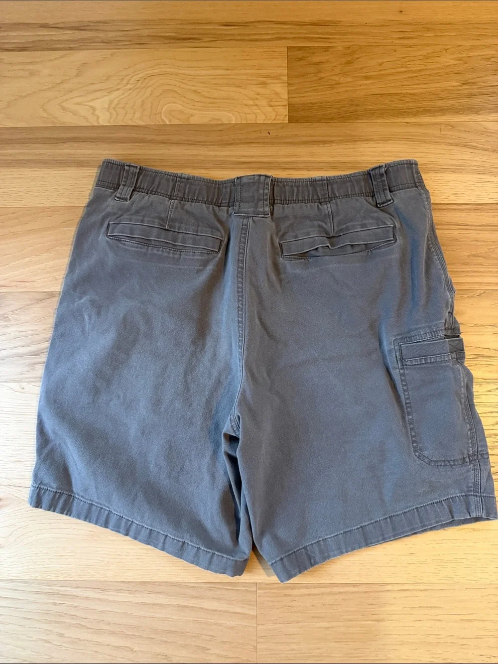 Men's L.L. Bean Casual Gray Utility Shorts